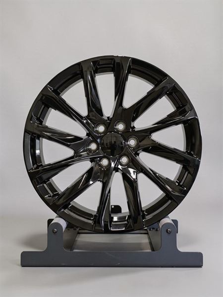 D07 wheel - gloss black