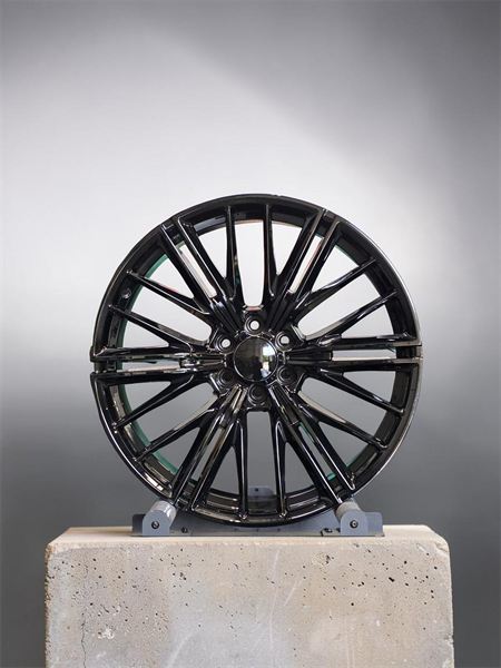 ZL1 wheel - gloss black multi-spoke